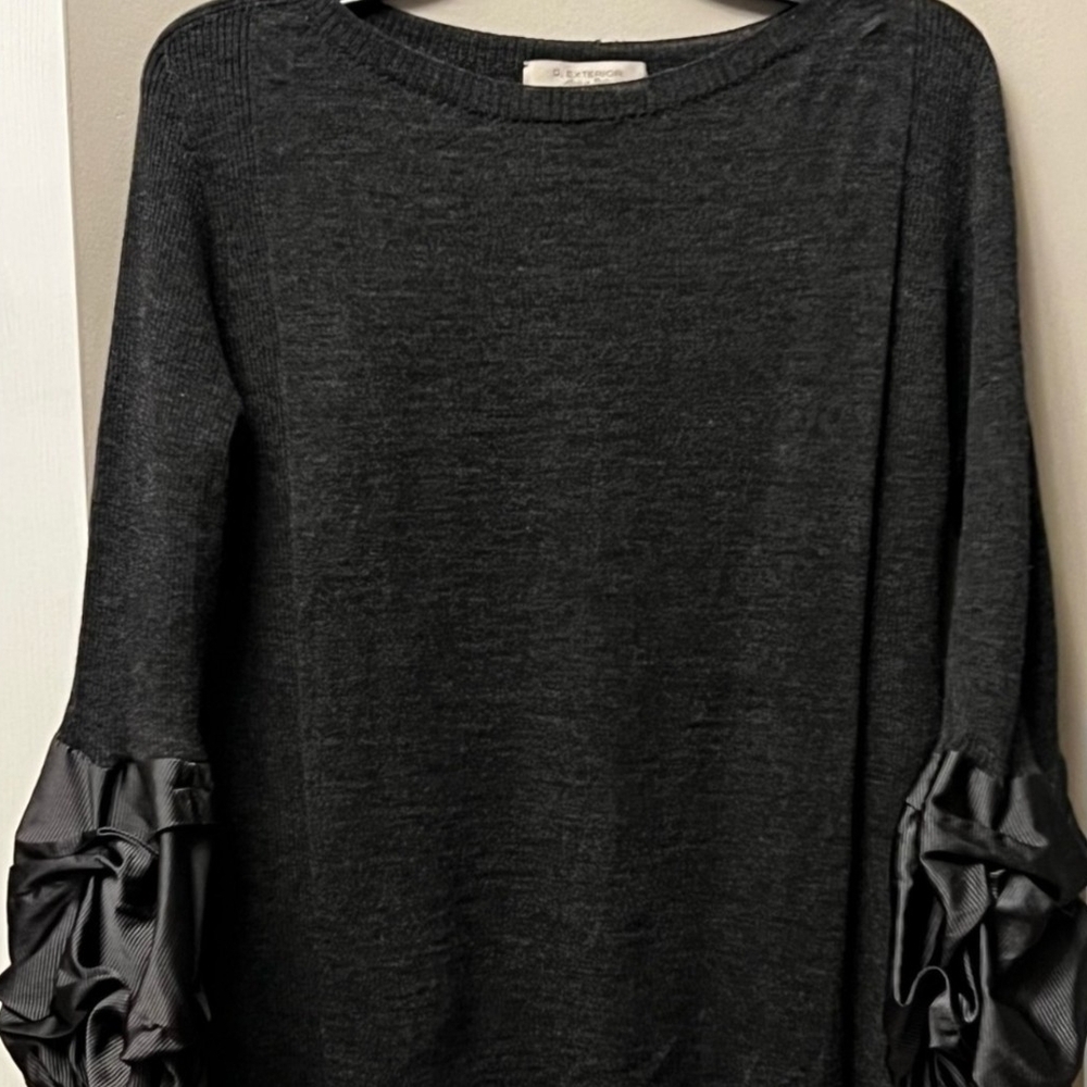 D. Exterior Gray Wool Sweater With Balloon Sleeves - Size Large
